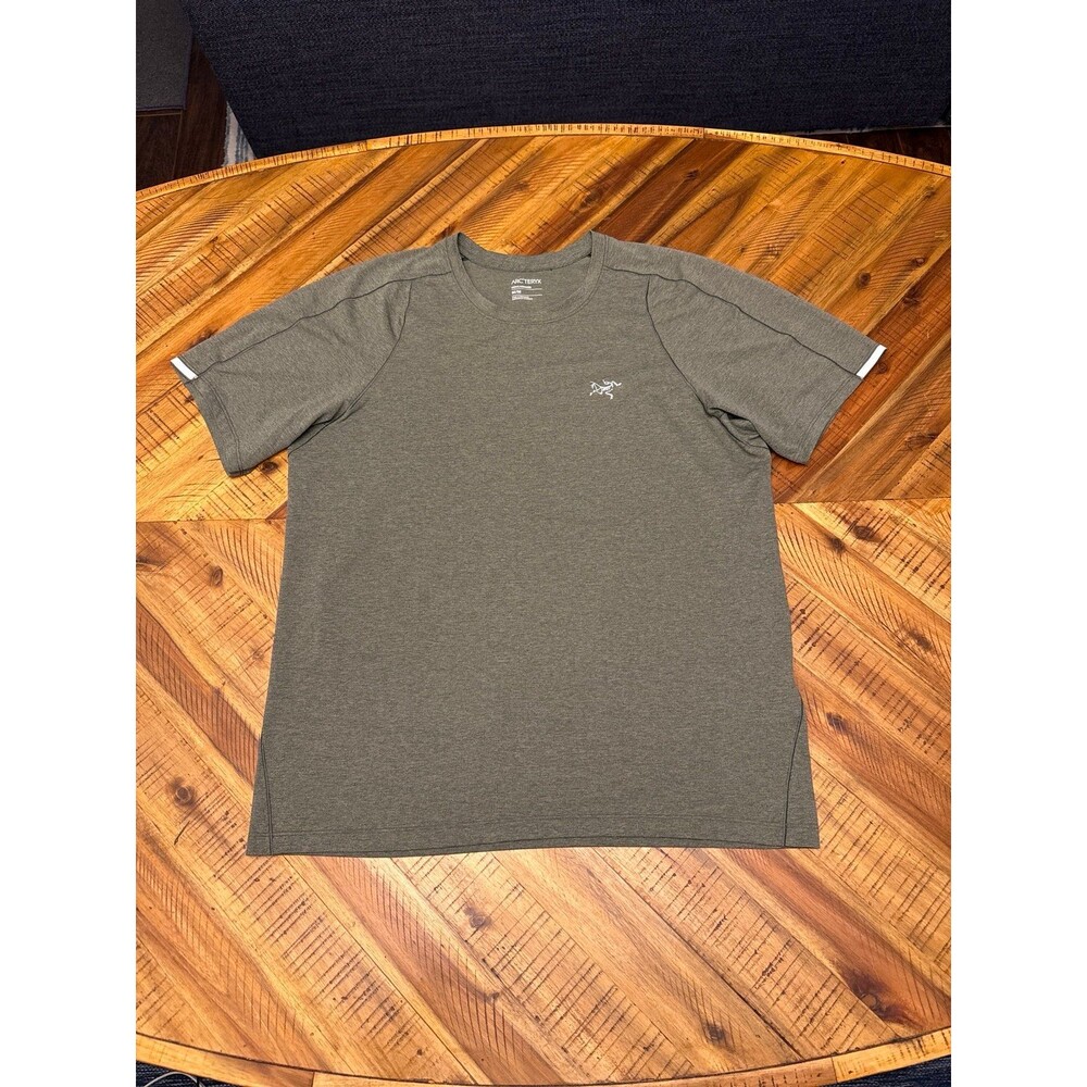 Arc’teryx Cormac Crew SS Tee Men’s M Olive Green Technical Hiking Shirt